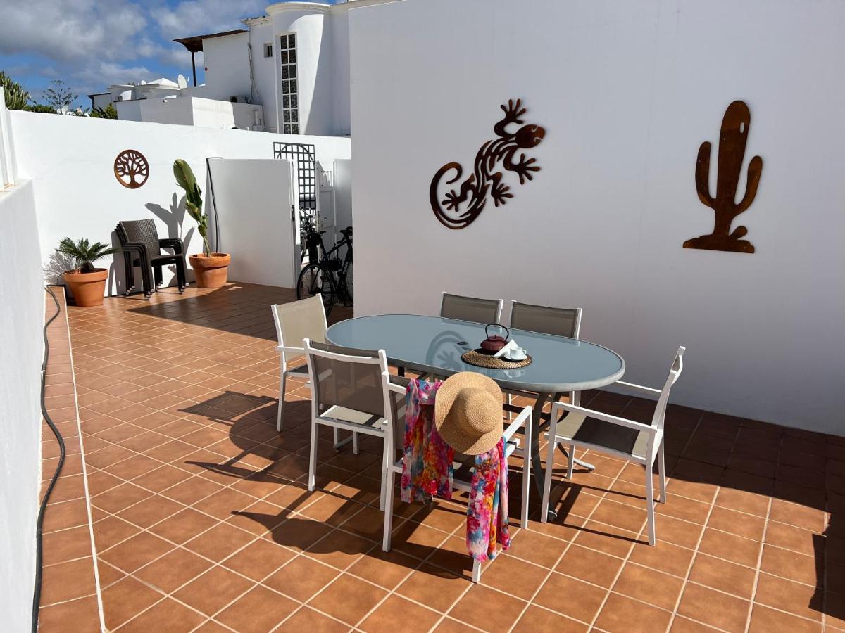 Casa Laura Villa Puerto del Carmen  Exteriör bild
